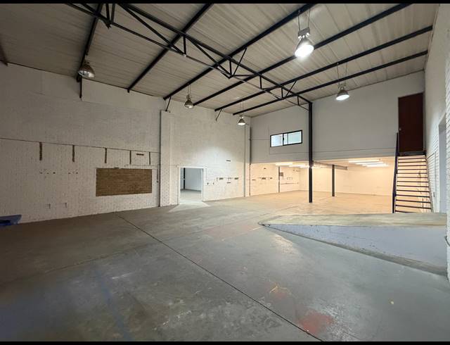 375M² WAREHOUSE TO LET IN BARBEQUE DOWNS